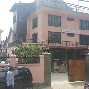 Hotel Gul E Anar